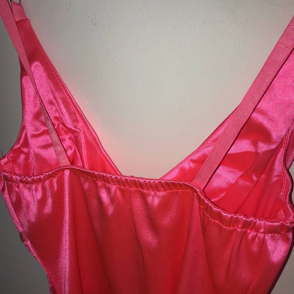 NEW IN!! NEON PINK BODYSUIT - Picture 5 of 6